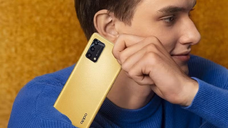 dien thoai tam trung oppo f19s ra mat tai an do co mau vang dac biet hinh 1