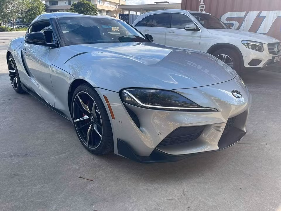 toyota supra 2021 dau tien vua cap ben viet nam hinh 1