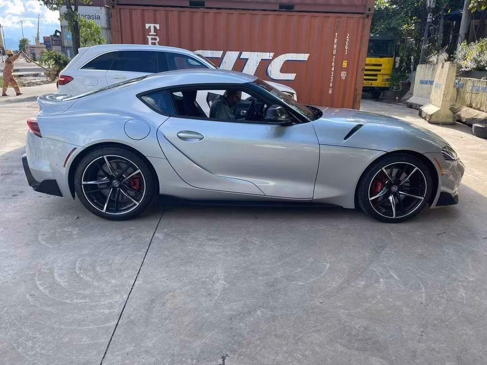toyota supra 2021 dau tien vua cap ben viet nam hinh 5