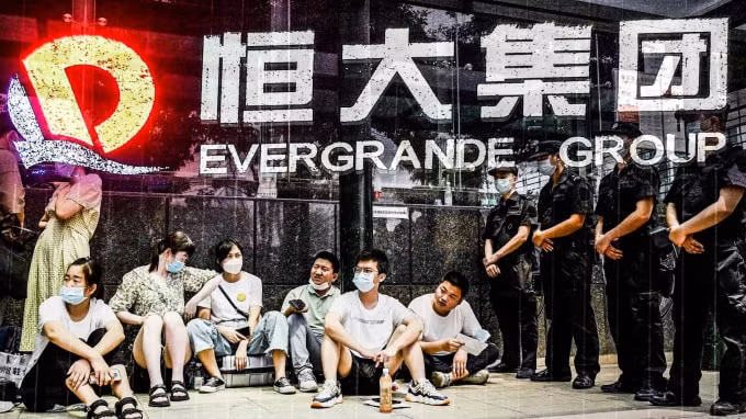 noi lo vo no cua china evergrande gay ra su ban thao tren thi truong toan cau hinh 1