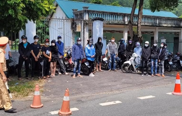 vinh phuc gan chuc thanh thieu nien thong chot tu thai nguyen ve tam dao de nhap doan dua xe hinh 1
