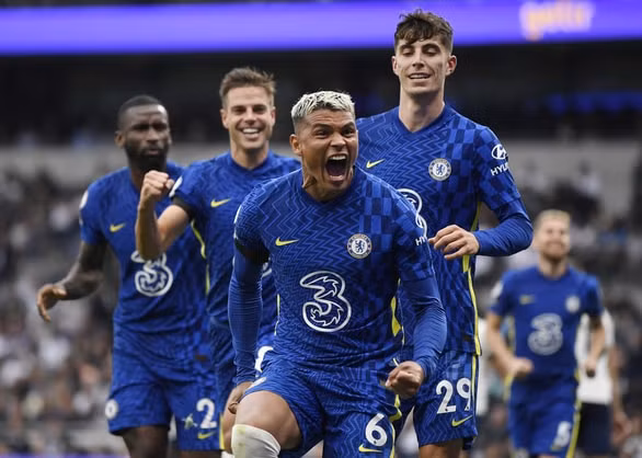 danh bai tottenham 3 0 chelsea len ngoi dau bang premier league hinh 1