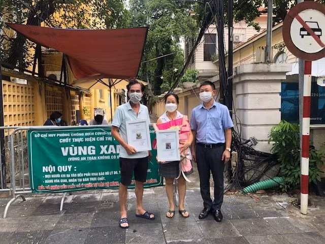 baicuoi khi to quoc can nguoi lam bao chung tay hinh 1
