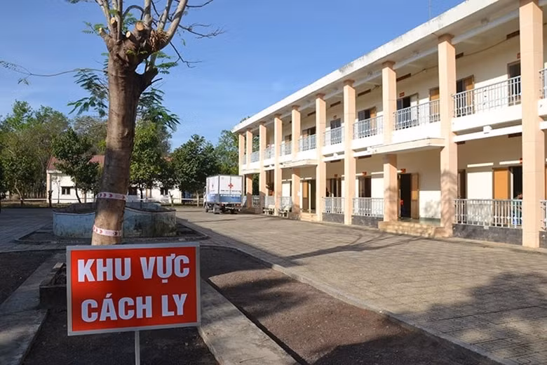 thua thien hue 70 hoc sinh phai cach ly tap trung do lien quan ca mac covid 19 hinh 1