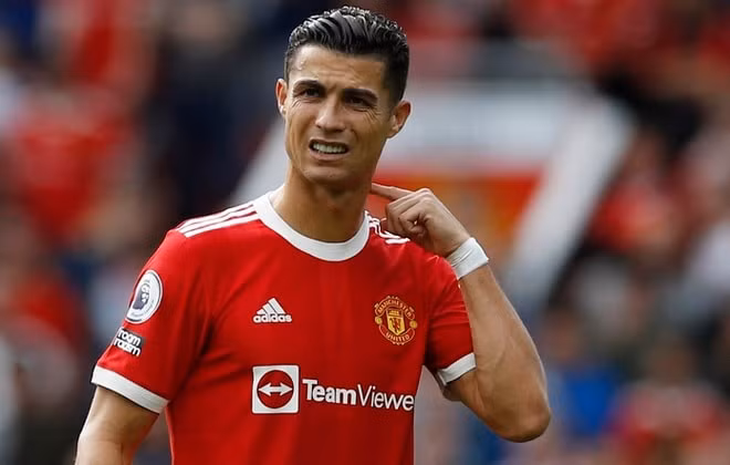 ronaldo doi dien voi hien thuc kho khan o man utd hinh 2