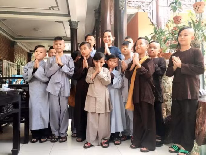 phi nhung da hoan thanh su menh thien than hinh 4