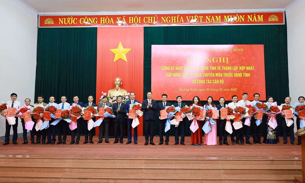 quang binh cong bo quyet dinh bo nhiem 9 giam doc so sau sap nhap hinh 1