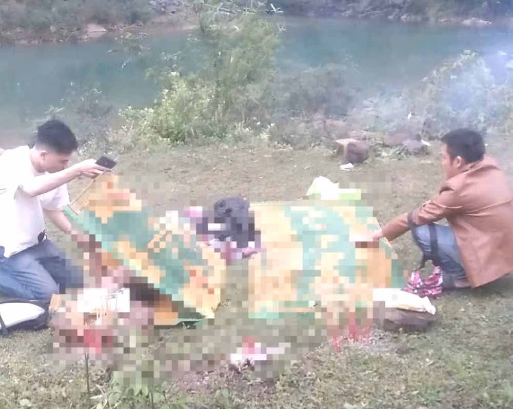 ru nhau boi qua khe nuoc 2 thanh nien o quang binh duoi nuoc tu vong hinh 1
