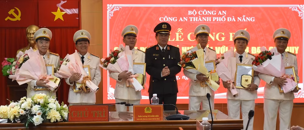 bo cong an quyet dinh giai the cong an quan huyen tai da nang tu ngay 1 3 hinh 1
