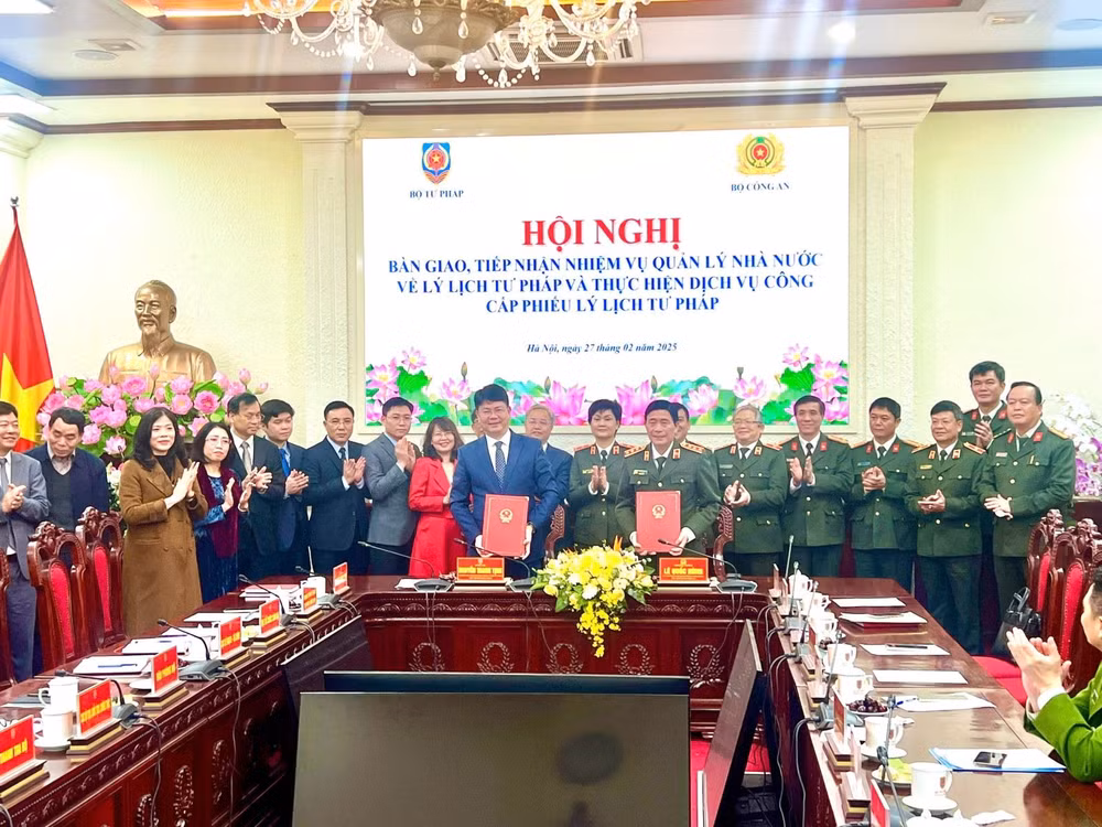 bo cong an thuc hien nhiem vu ly lich tu phap tu 1 3 2025 hinh 1