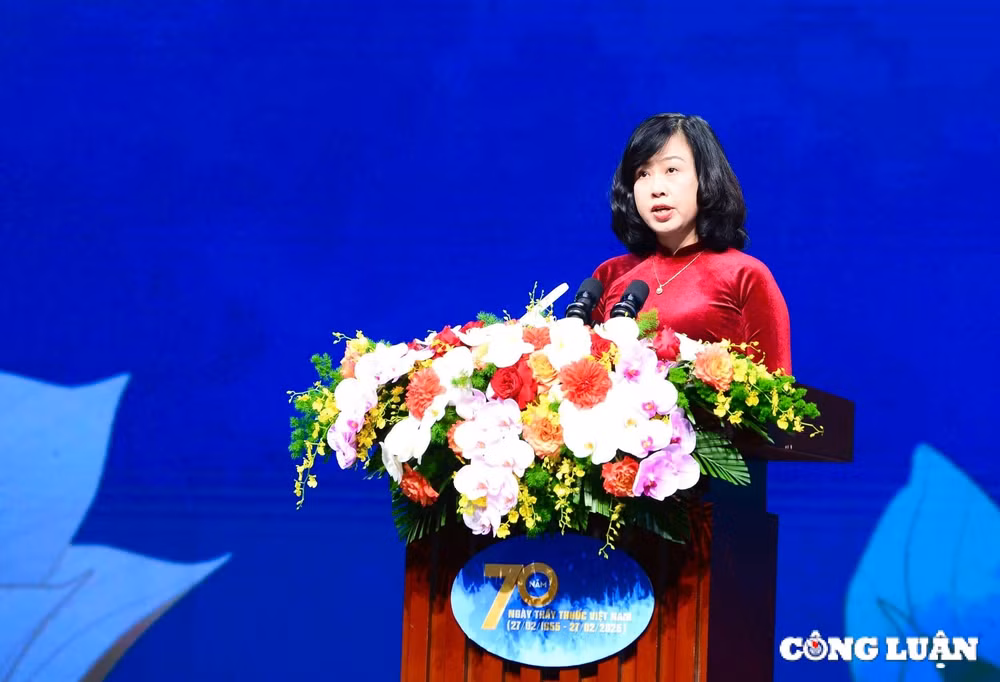 dac sac chuong trinh nghe thuat ky niem 70 nam ngay thay thuoc viet nam hinh 1