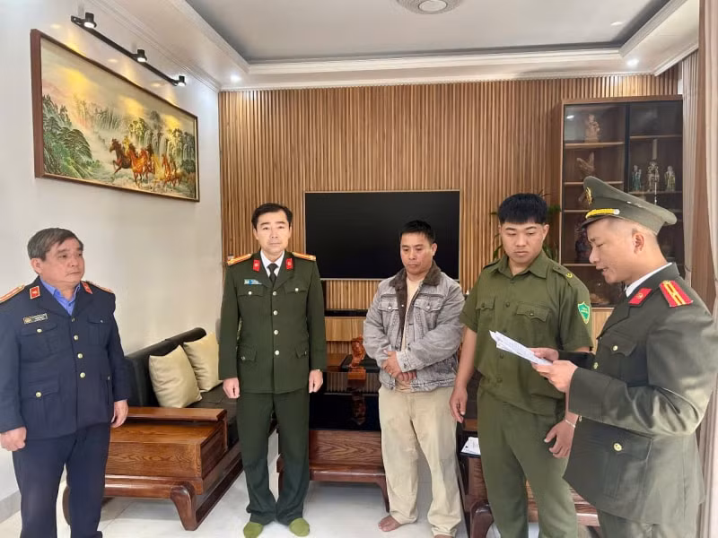 khoi to doi tuong mua ban giay phep lai xe gia hinh 1