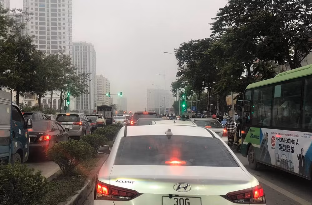 ha noi to chuc lai giao thong de giam un tac tren duong trinh van bo hinh 1