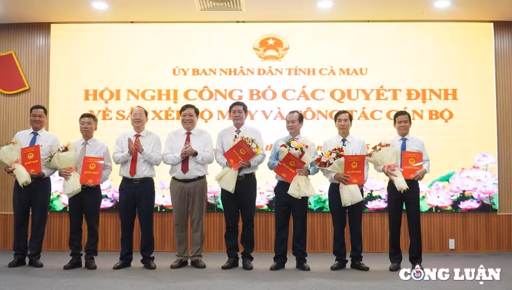 ca mau cong bo bo nhiem lanh dao cac so sau sap nhap hinh 1