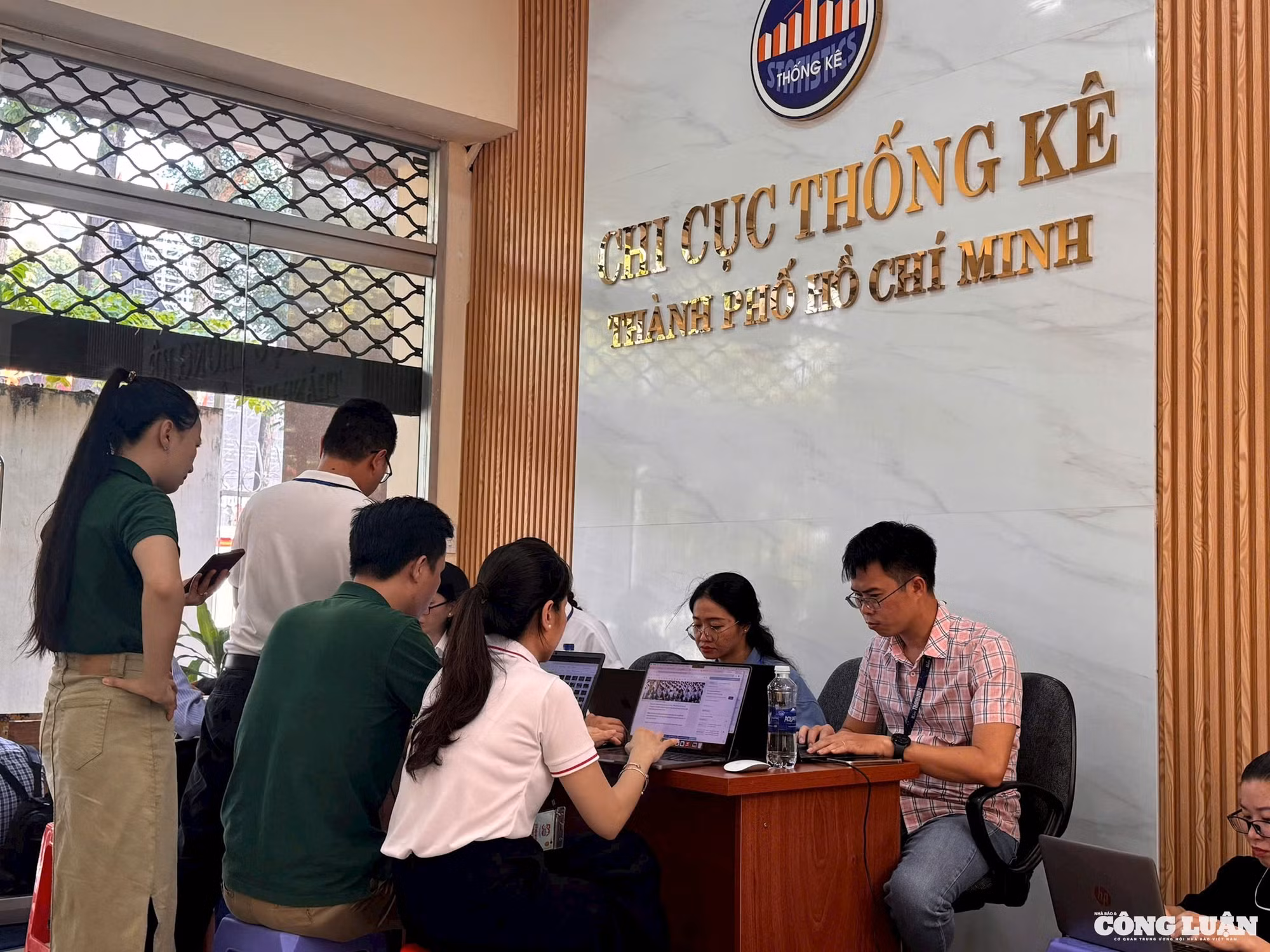 binh-chung-bao-chi-7.jpg