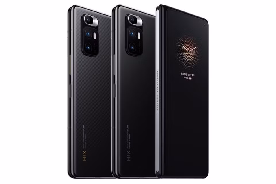 Smartphone dạng gập Mi MIX Fold. Ảnh: Xiaomi