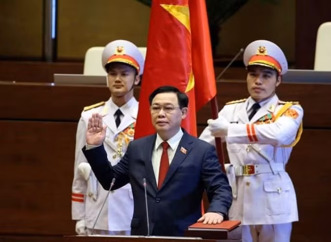 Chủ tịch Quốc hội Vương Đình Huệ tuyên thệ nhậm chức.