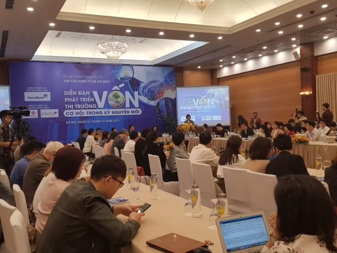 Toàn cảnh Diễn đàn “Phát triển thị trường vốn - Cơ hội trong kỷ nguyên mới” do Bộ Kế hoạch và Đầu tư tổ chức sáng 30/3. Ảnh KL