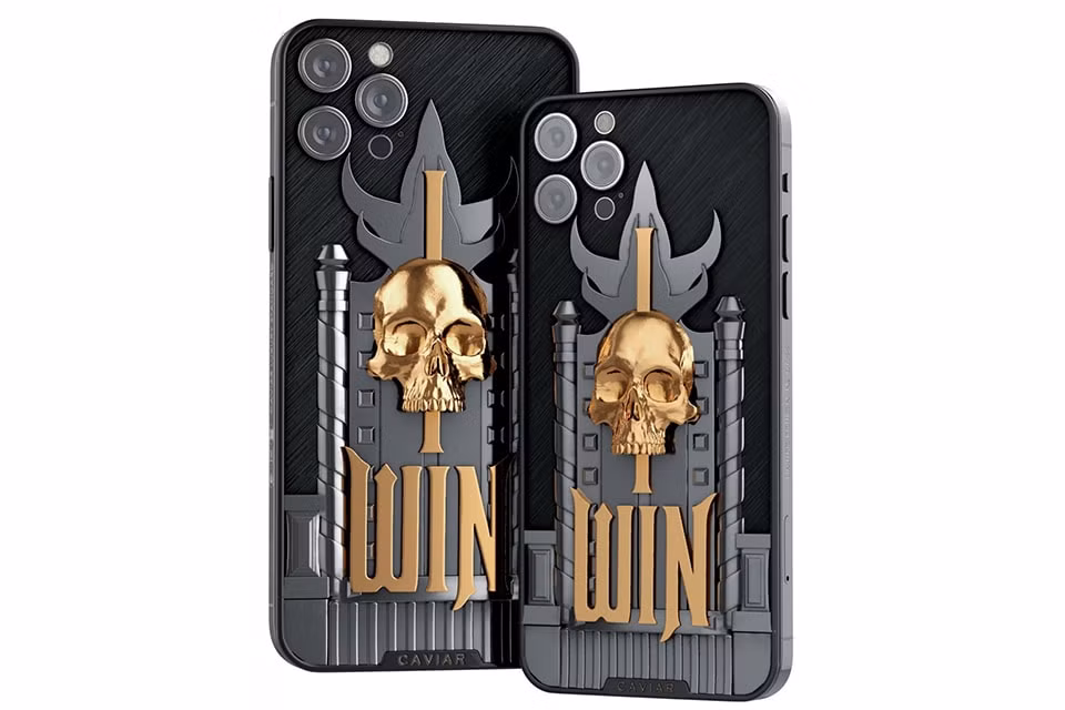 iPhone 12 Pro và iPhone 12 Pro Max được hãng độ Caviar thay đổi diện mạo mới. Ảnh: Caviar