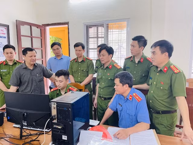 Ban chuyên án đang nghiên cứu các thủ đoạn hoạt động của tội phạm. Ảnh: giadinh.net.vn