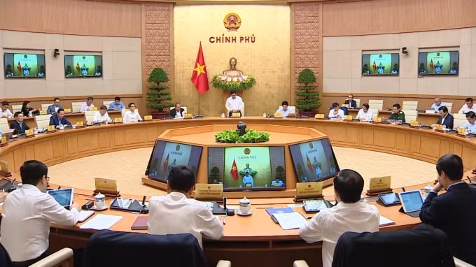 Chính phủ được ban hành Nghị quyết có những nội dung khác luật để phòng, chống COVID-19.