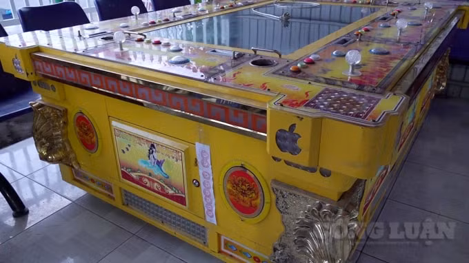 Lực lượng chức năng tạm giữ máy game bắn cá không rõ nguồn gốc