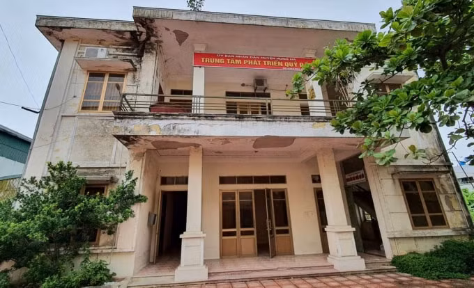 Loạt cán bộ thuộc Trung tâm phát triển quỹ đất huyện Hưng Hà, bị khởi tố về hành vi “Lợi dụng chức vụ, quyền hạn trong khi thi hành công vụ”