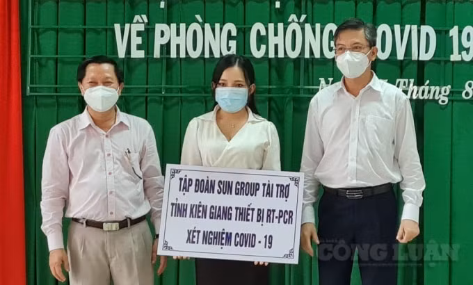 Tập đoàn Sun Group tài trợ tỉnh Kiên Giang thiết bị RT-PCR xét nghiệm Covid-19