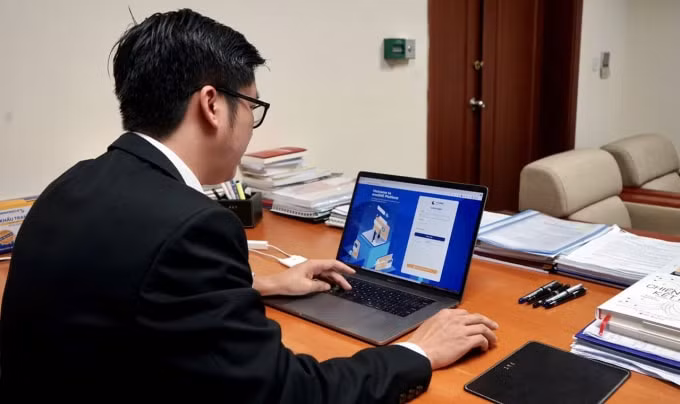 Doanh nghiệp trải nghiệm nền tảng chuyển đổi số oneSME của VNPT.