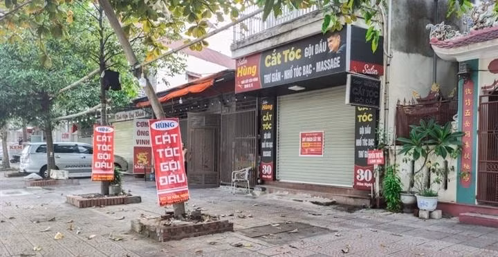 Tỉnh Hà Tĩnh tạm dừng một số dịch vụ như cắt tóc, gội đầu... Ảnh: minh họa