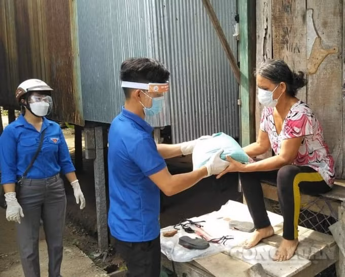 Thực phẩm có giá 0 đồng được giao tận nhà, bà con thêm an tâm phòng, chống dịch bệnh