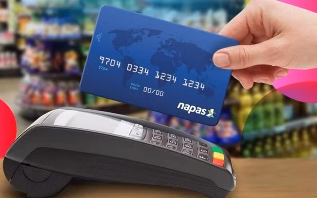 NAPAS giảm từ 50% đến 75% phí dịch vụ chuyển mạch và bù trừ so với mức phí hiện hành. Ảnh: TL
