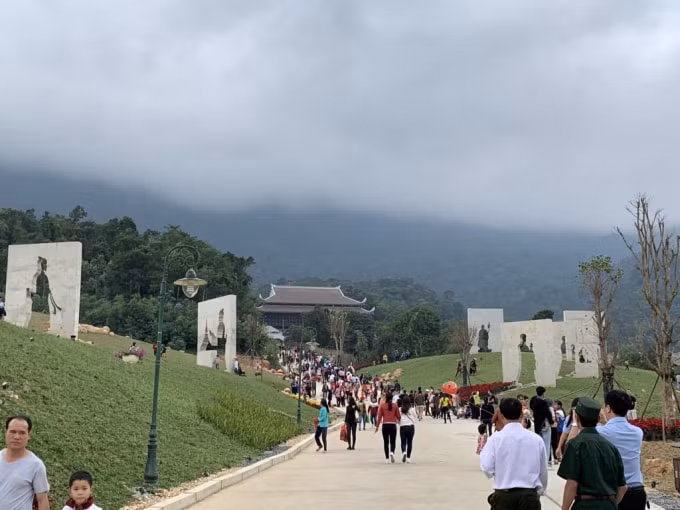 Kỷ luật Phó Giám đốc Sở Tài nguyên và Môi trường liên quan dự án Khu du lịch tâm linh Tây Yên Tử