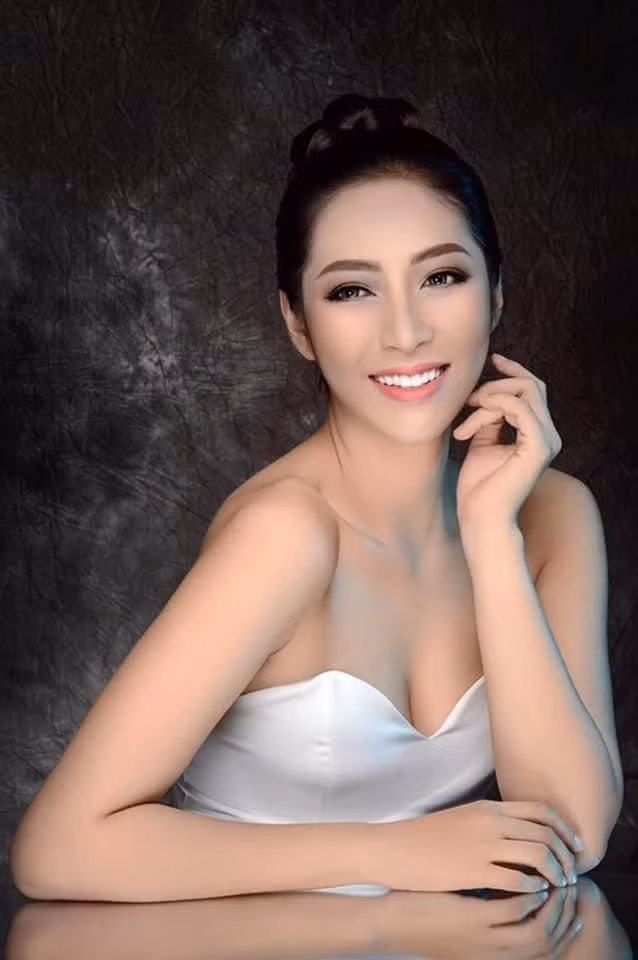 Sau khi tân trang vẻ ngoài, cô nàng nhận được nhiều sự đánh giá tích cực.
