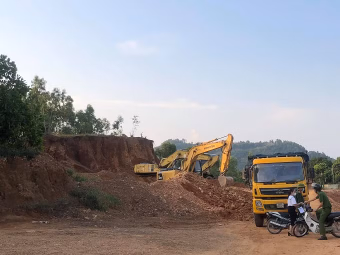 Công an bắt quả tang tại hiện trường