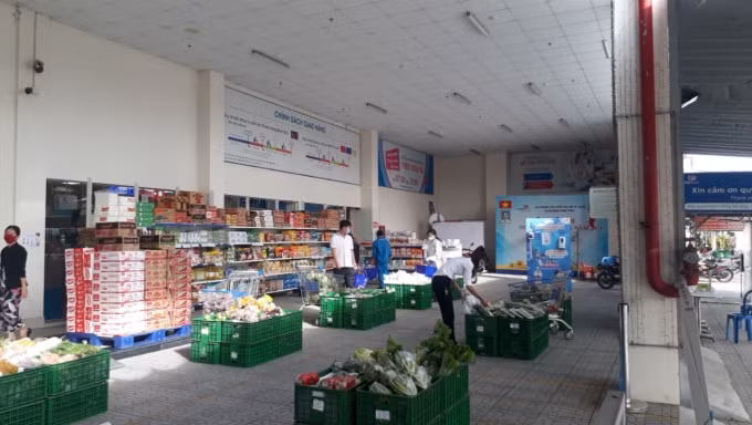 Cần Thơ tổ chức mang chợ ra chỗ thoáng.