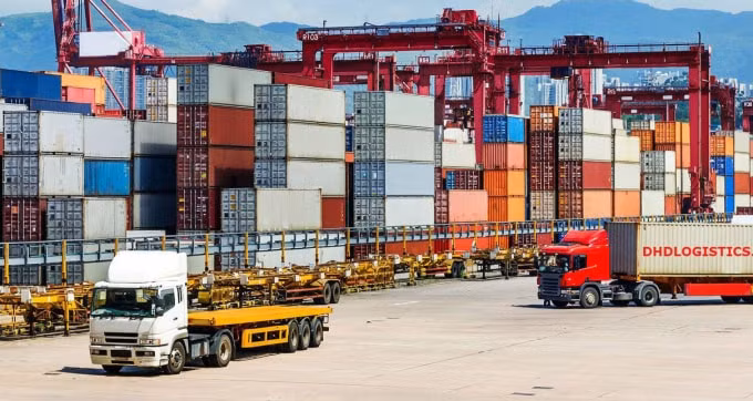 Bộ Công Thương đề ra mục tiêu trong 5 tháng còn lại phải thúc đẩy xuất khẩu, kiềm chế nhập siêu.