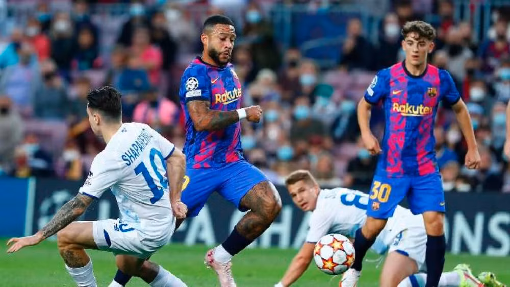 nhan dinh tran frankfurt vs barcelona 2h ngay 8 4 hinh 2
