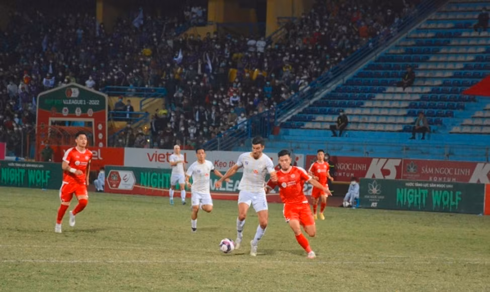 ha noi fc tang 2500 ve moi o tran dau cuoi cung cua quang hai tren san hang day hinh 2