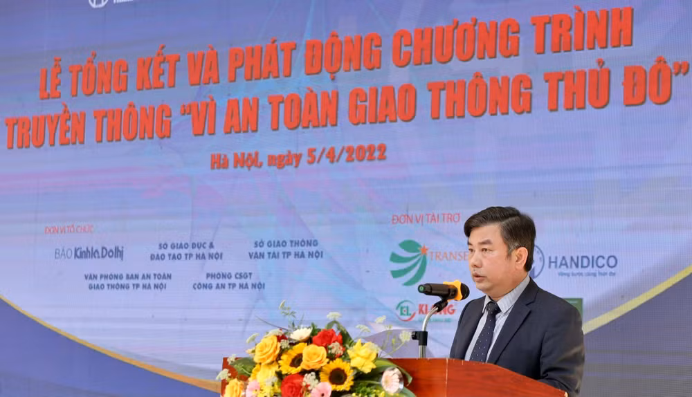 chuong trinh truyen thong vi an toan giao thong thu do nhan duoc su ung ho dong dao nhan dan hinh 1