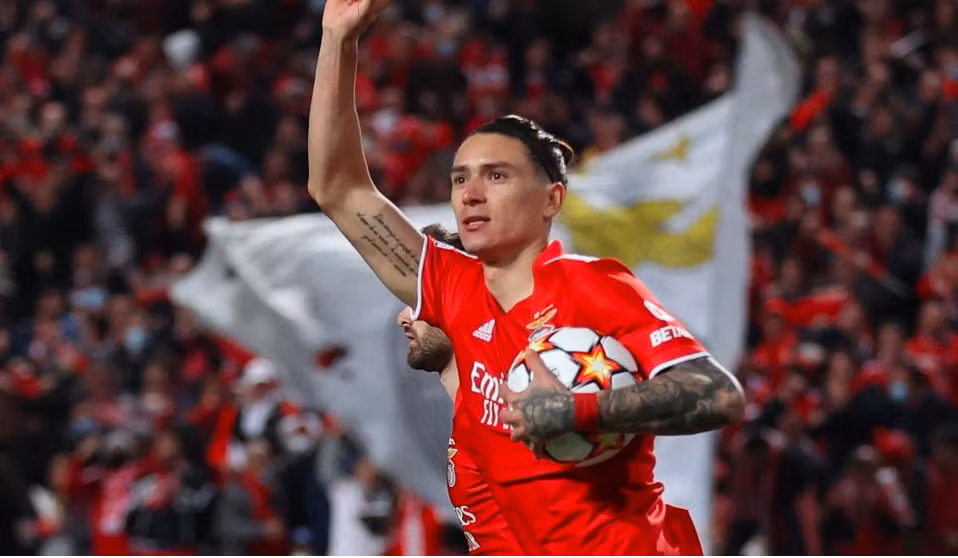 thang benfica 3 1 liverpool dat mot chan vao ban ket cup c1 hinh 8
