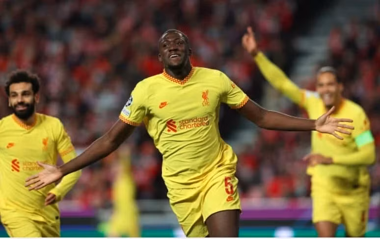 thang benfica 3 1 liverpool dat mot chan vao ban ket cup c1 hinh 1