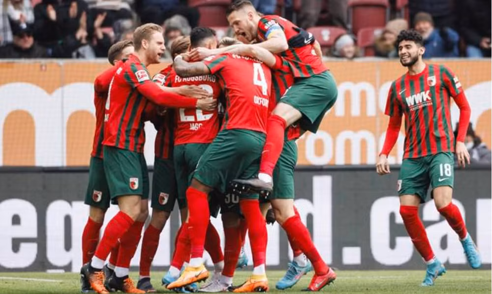 nhan dinh tran augsburg vs mainz 23h30 ngay 6 4 hinh 2