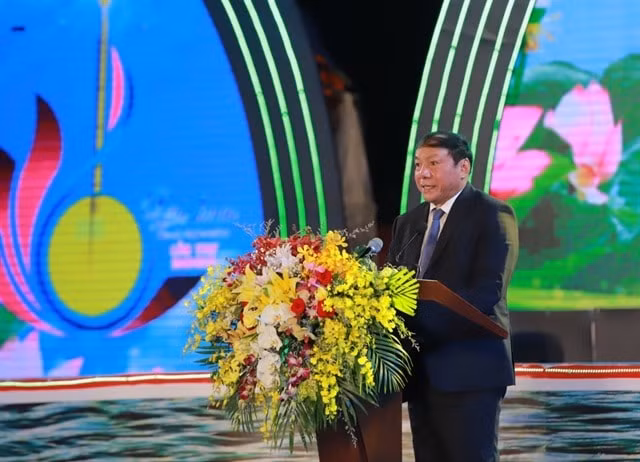 21 doan du lien hoan don ca tai tu quoc gia lan thu iii hinh 2