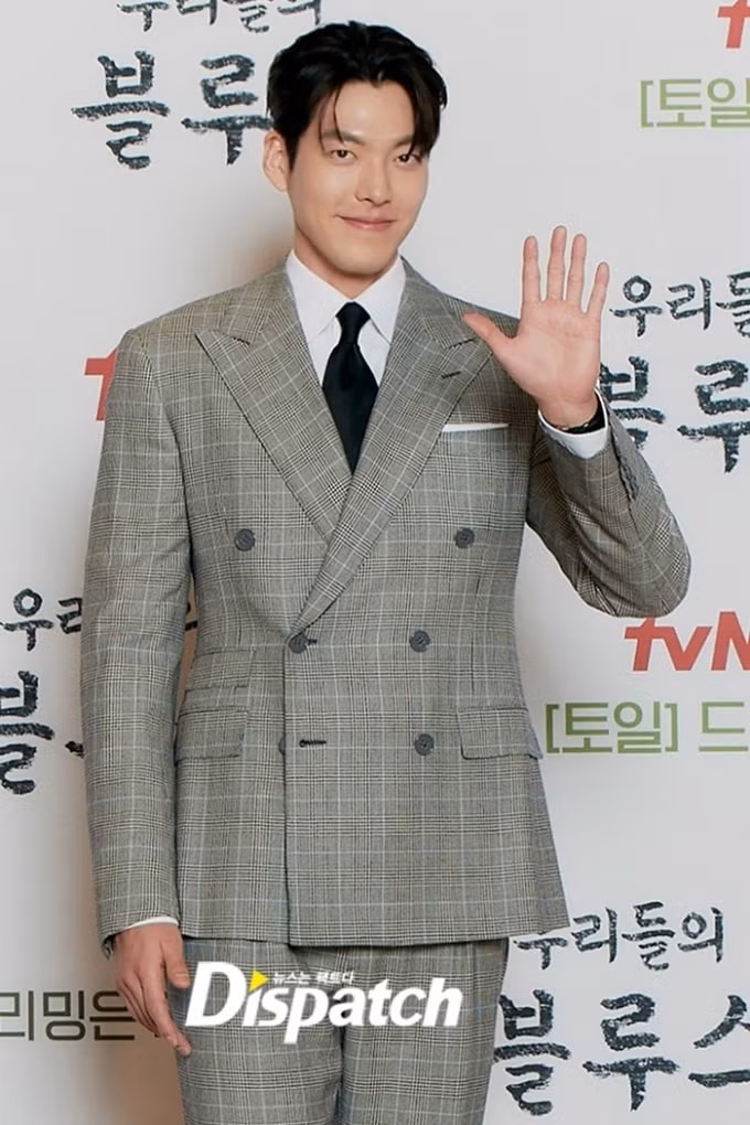 hinh anh moi nhat ve kim woo bin tai xuat man anh sau 6 nam vang bong hinh 2