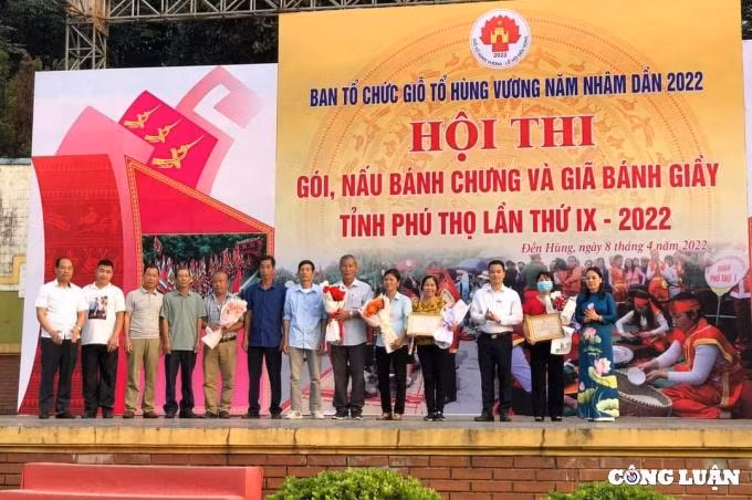 phu tho hon 100 nghe nhan tranh tai tai hoi thi lam banh chung banh giay hinh 1