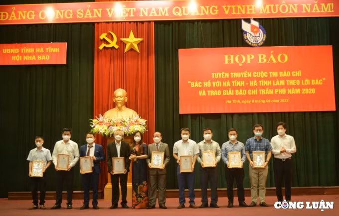 trien khai cuoc thi bac ho voi ha tinh ha tinh lam theo loi bac hinh 5