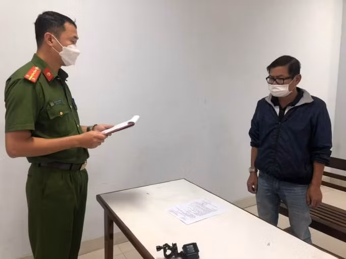 da nang moi gioi mang dat cua khach hang ban lay tien tieu hinh 1