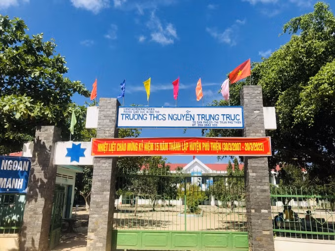 thanh tra so gddt gia lai vao cuoc vu co giao de lo de thi hoc ky hinh 1