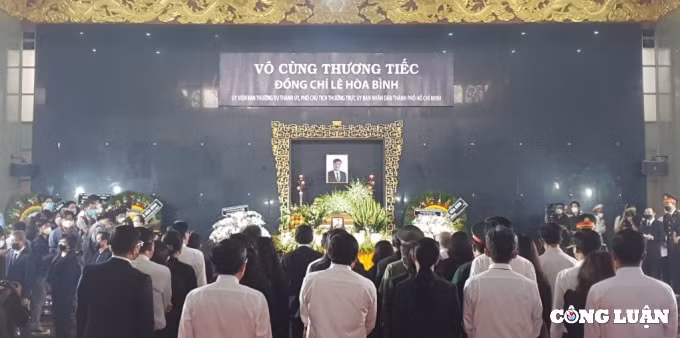 chu tich nuoc truy tang huan chuong lao dong hang ba cho ong le hoa binh hinh 3